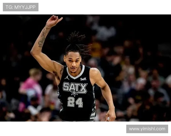 瓦塞尔半场15分钟高效表现拿下12分4助攻助力球队领先